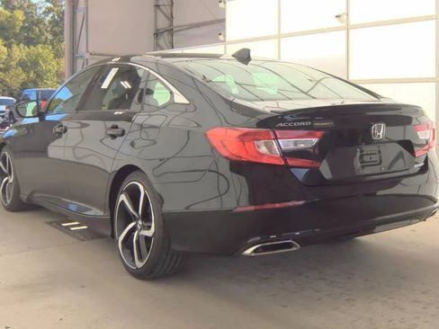 Used 2021 Honda Accord Sport image 4