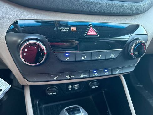 Used 2018 Hyundai Tucson SEL FWD image 18