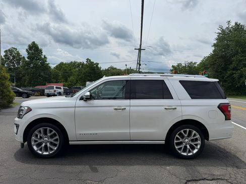 Used 2018 Ford Expedition Platinum AWD/4WD image 7