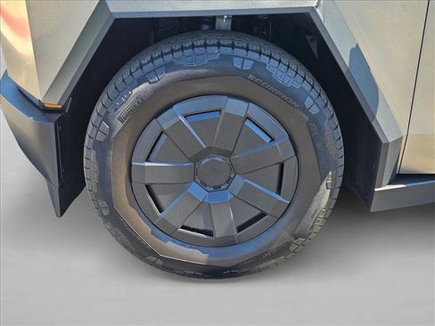 Used 2025 Tesla Cybertruck Cyberbeast AWD/4WD image 22
