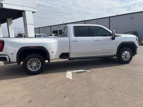 Used 2025 GMC Sierra 3500 Denali w/ Denali Reserve Package image 6