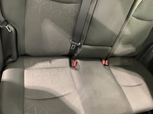 Used 2022 Toyota RAV4 XLE image 41