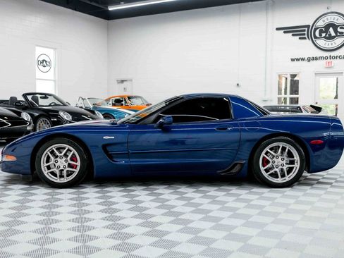 Used 2004 Chevrolet Corvette Z06 w/ Z06 Preferred Equipment Group image 10