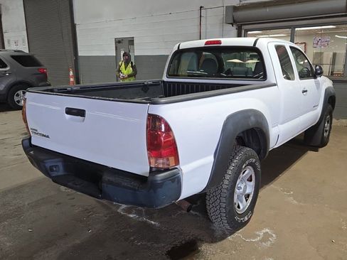 Used 2013 Toyota Tacoma 4x4 Access Cab image 5