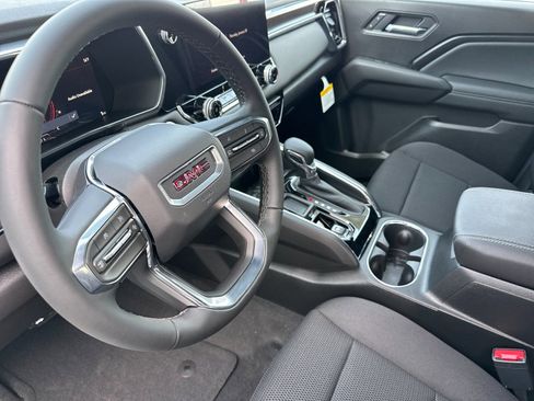 New 2026 GMC Canyon Elevation image 9