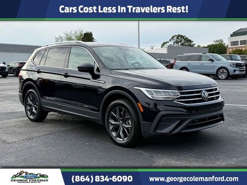 Used 2023 Volkswagen Tiguan SE FWD image 1