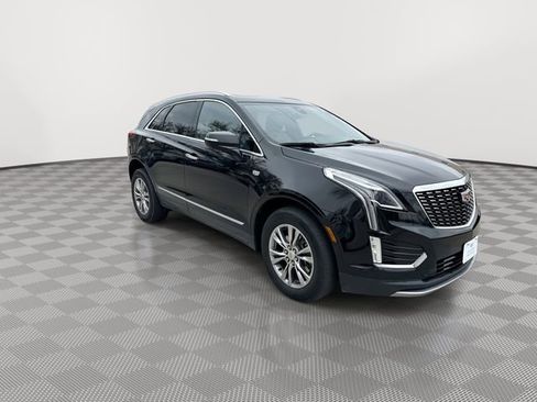 Used 2023 Cadillac XT5 Premium Luxury AWD/4WD image 2