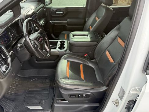 Used 2019 GMC Sierra 1500 AT4 w/ AT4 Premium Package AWD/4WD image 9