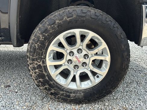 Used 2015 GMC Sierra 1500 SLE w/ SLE Value Package AWD/4WD image 9