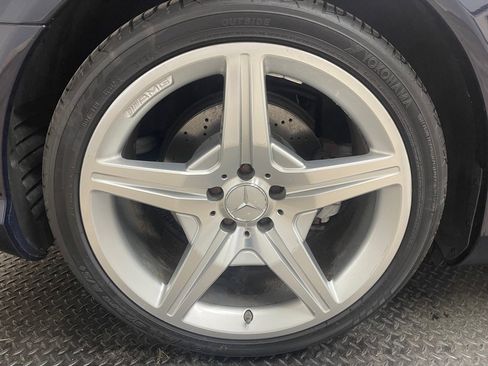 Used 2009 Mercedes-Benz SL 550 w/ Premium I Pkg image 37