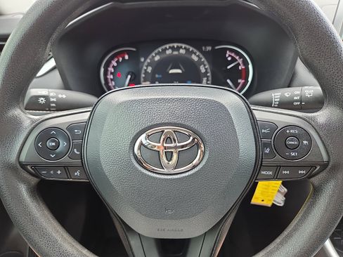 Used 2023 Toyota RAV4 LE FWD image 24