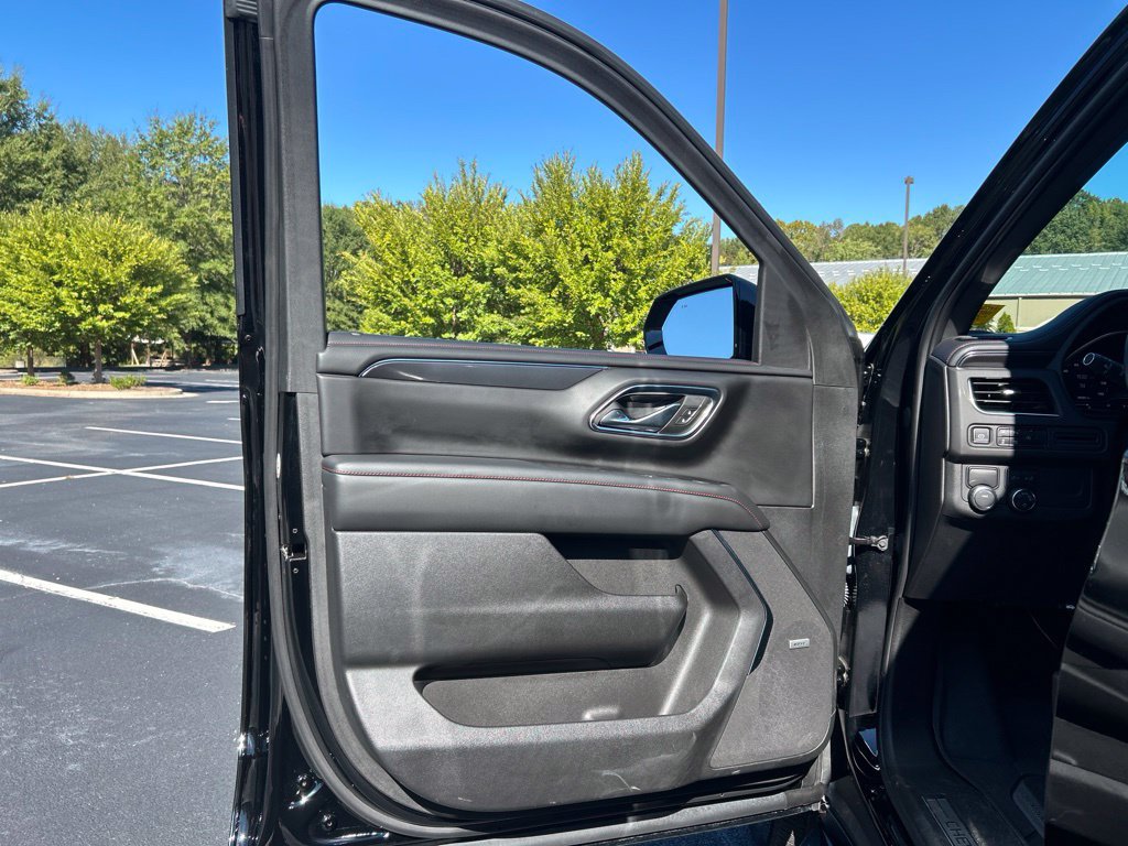 Used 2023 Chevrolet Tahoe RST w/ Luxury Package RWD image 61