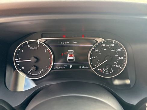 Used 2023 Nissan Rogue SV w/ SV Premium Package image 25