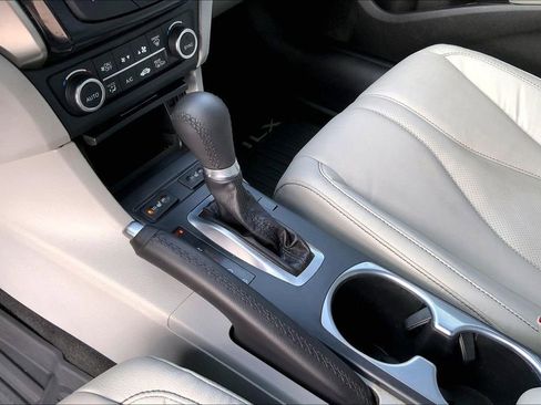 Used 2020 Acura ILX w/ Premium Package image 15