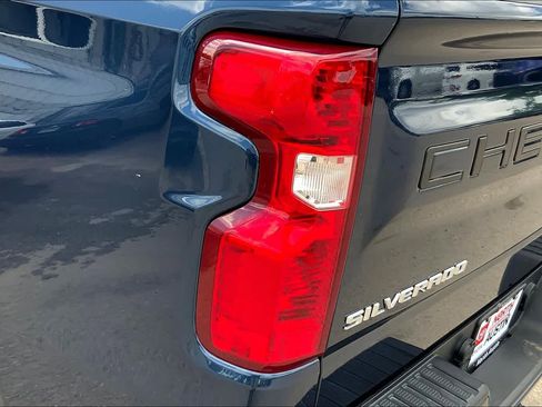 Used 2022 Chevrolet Silverado 1500 Custom image 28