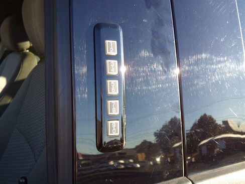 Used 2019 Ford F150 XLT w/ Equipment Group 302A Luxury image 28