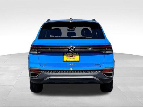 New 2025 Volkswagen Taos SE AWD/4WD image 4