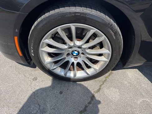 Used 2014 BMW 750i image 17