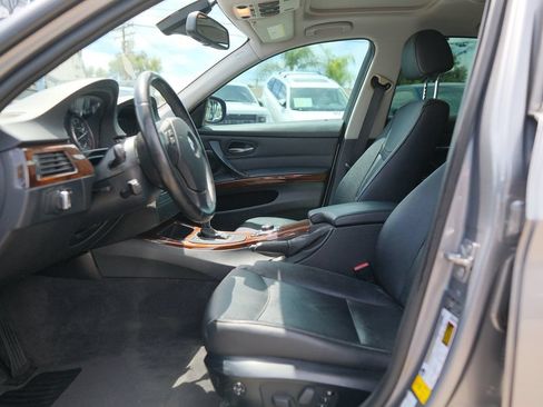 Used 2011 BMW 328i Sedan RWD image 12