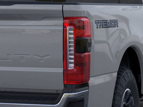 New 2026 Ford F250 Lariat w/ Tremor Off-Road Package image 43