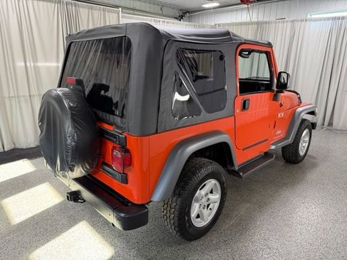 Used 2005 Jeep Wrangler X AWD/4WD image 4