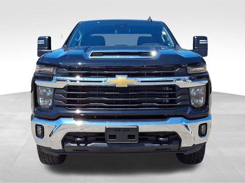 Certified 2024 Chevrolet Silverado 2500 LT AWD/4WD image 2