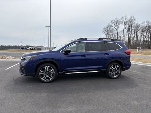 New 2026 Subaru Ascent Limited w/ Popular Package #2 AWD/4WD image 4