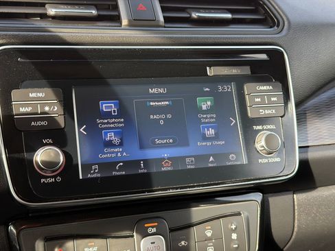 Used 2018 Nissan Leaf SL w/ SL Technology Package image 24