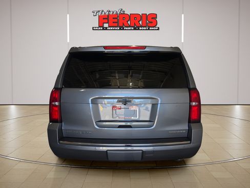 Used 2019 Chevrolet Suburban Premier AWD/4WD image 6