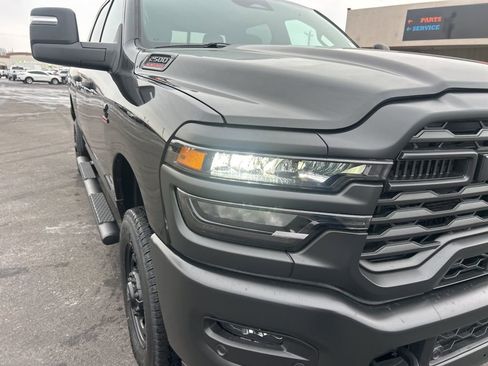 New 2026 RAM 2500 Tradesman AWD/4WD image 28
