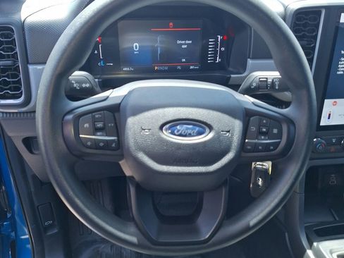 Used 2025 Ford Ranger XL w/ Trailer Tow Package RWD image 12