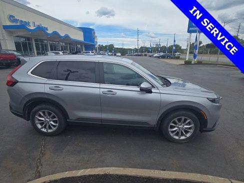Used 2023 Honda CR-V EX image 10