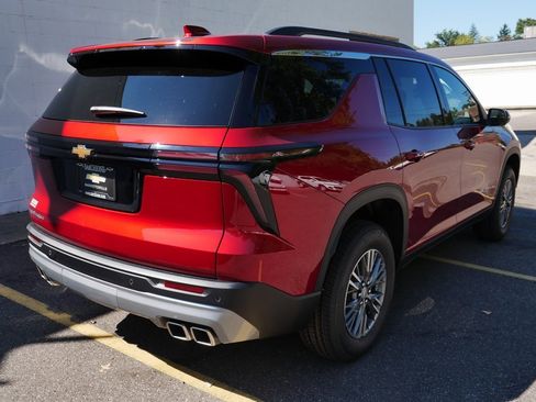 New 2026 Chevrolet Traverse LT w/ LPO, Floor Liner Package image 7