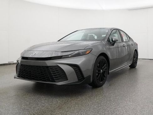 New 2026 Toyota Camry SE image 32