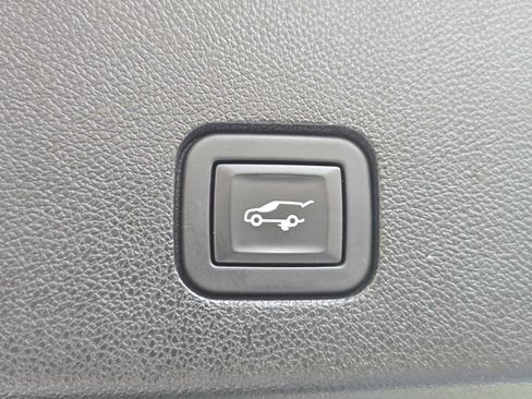 Used 2021 Cadillac XT6 Luxury FWD image 29