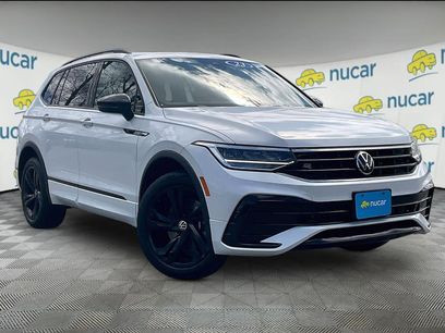 Used 2023 Volkswagen Tiguan SE R-Line