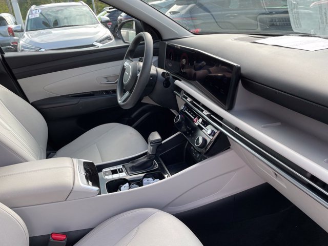 Used 2025 Hyundai Tucson SEL AWD/4WD image 7