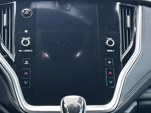 Used 2023 Subaru Outback Limited image 18