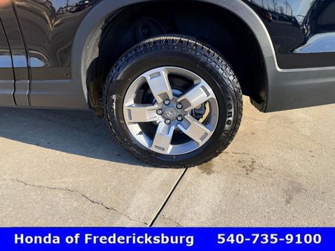 Certified 2025 Honda Ridgeline RTL image 11
