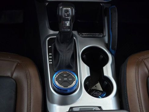 Used 2022 Ford Bronco Outer Banks AWD/4WD image 35