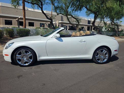 Used 2008 Lexus SC 430 Convertible RWD image 5