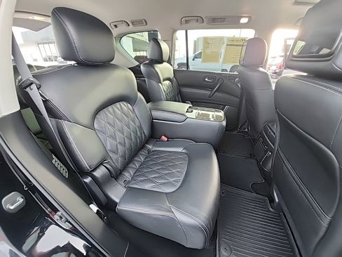 Used 2022 Nissan Armada Platinum w/ Captain's Chairs Package image 21