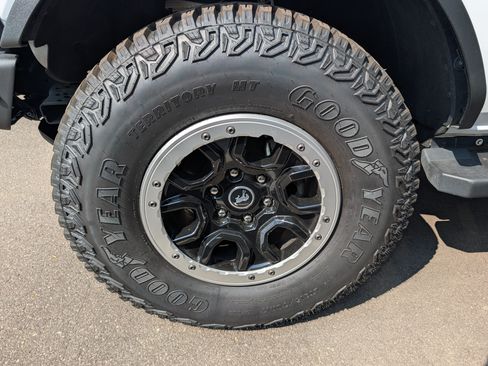 Used 2022 Ford Bronco Badlands AWD/4WD image 15