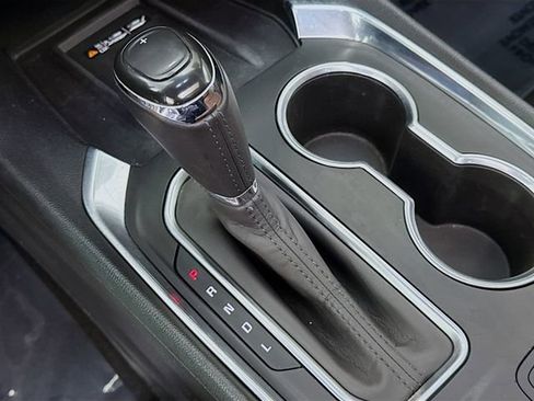 Used 2020 Chevrolet Traverse High Country image 18