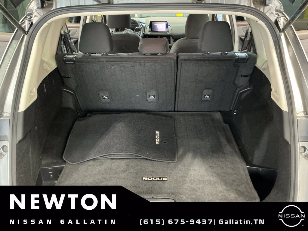Used 2023 Nissan Rogue S FWD image 16