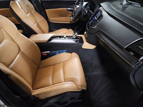 Used 2021 Volvo XC90 T8 Inscription w/ Advanced Package image 22
