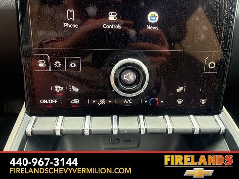 Used 2025 GMC Terrain Elevation image 22