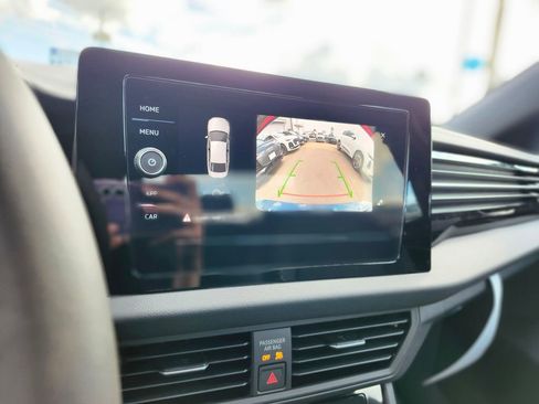 New 2025 Volkswagen Jetta Sport image 9