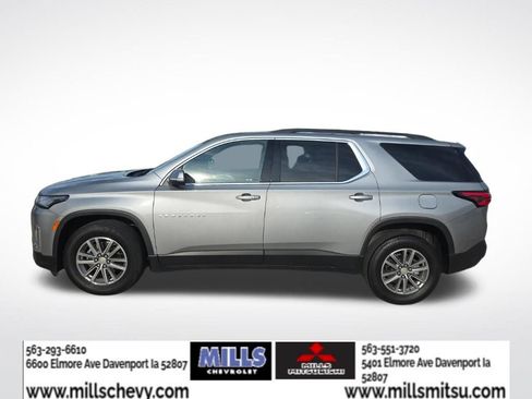 Used 2023 Chevrolet Traverse LT AWD/4WD image 2