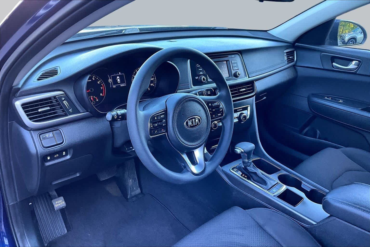 Used 2017 Kia Optima LX w/ Driver Convenience Package FWD image 16